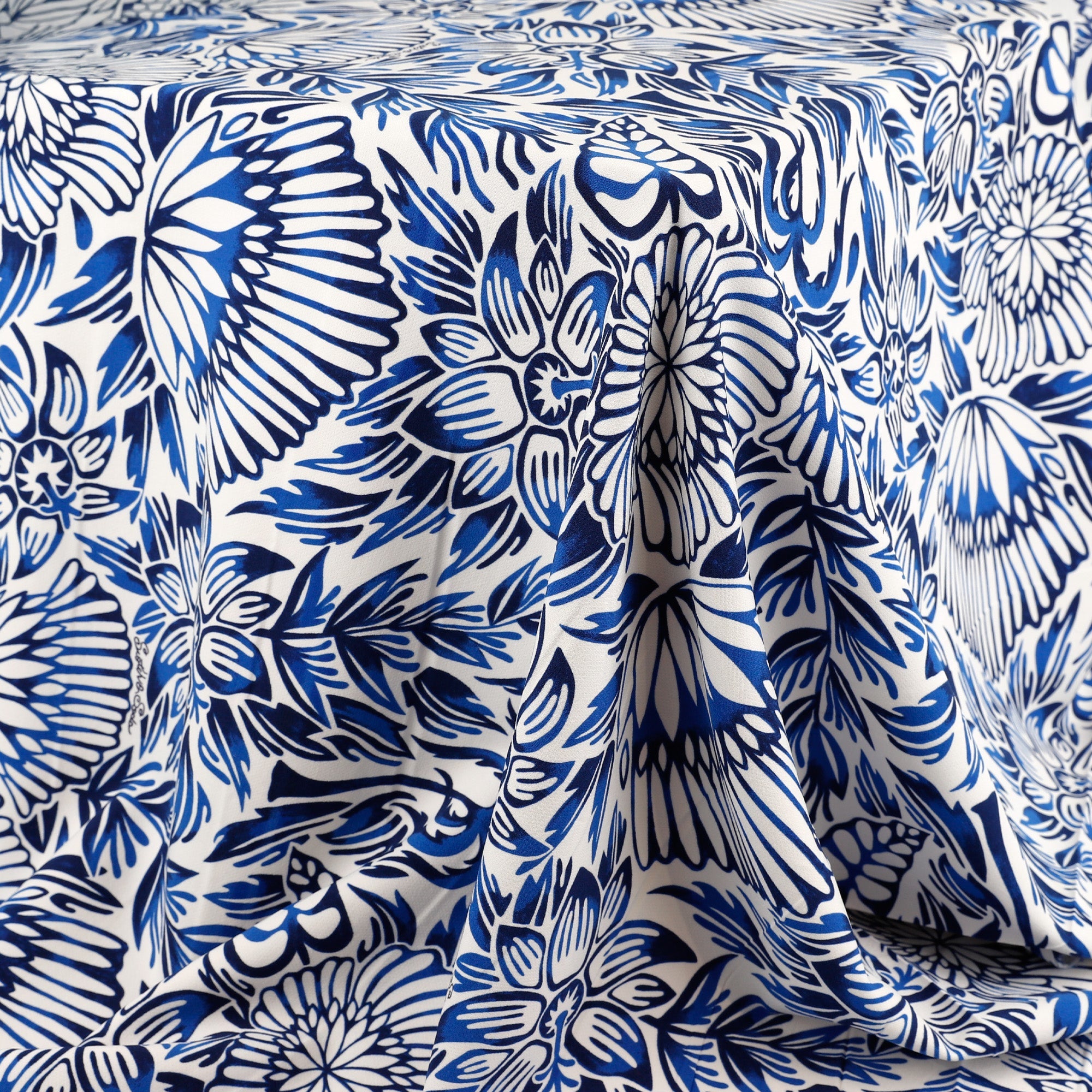Stretch_Synth_Drawn_Floral_Blue_x3a_White_Drape.jpg